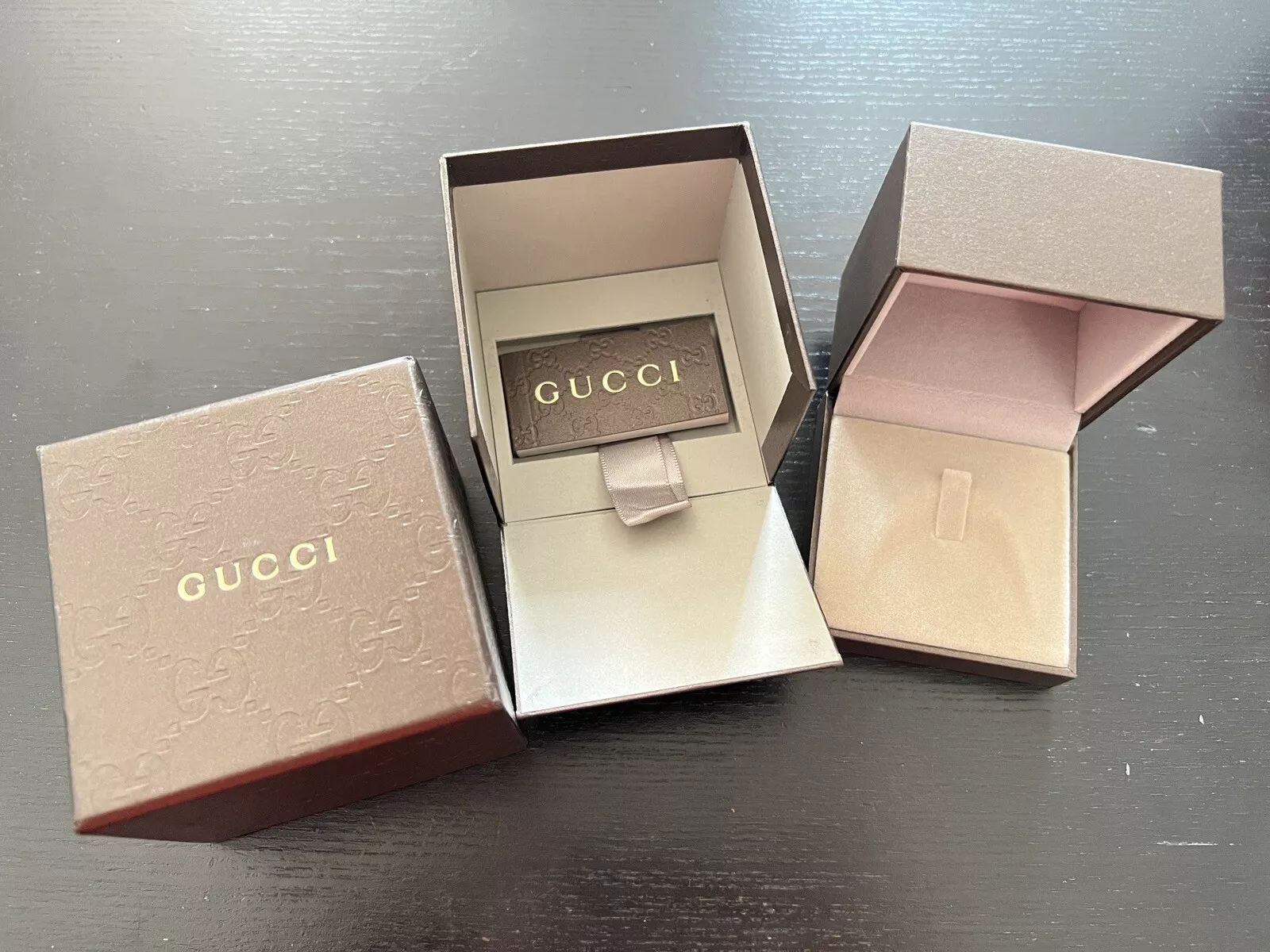Authentique boîte Gucci intérieur et extérieur pour bijoux/accessoires (1 lot)
