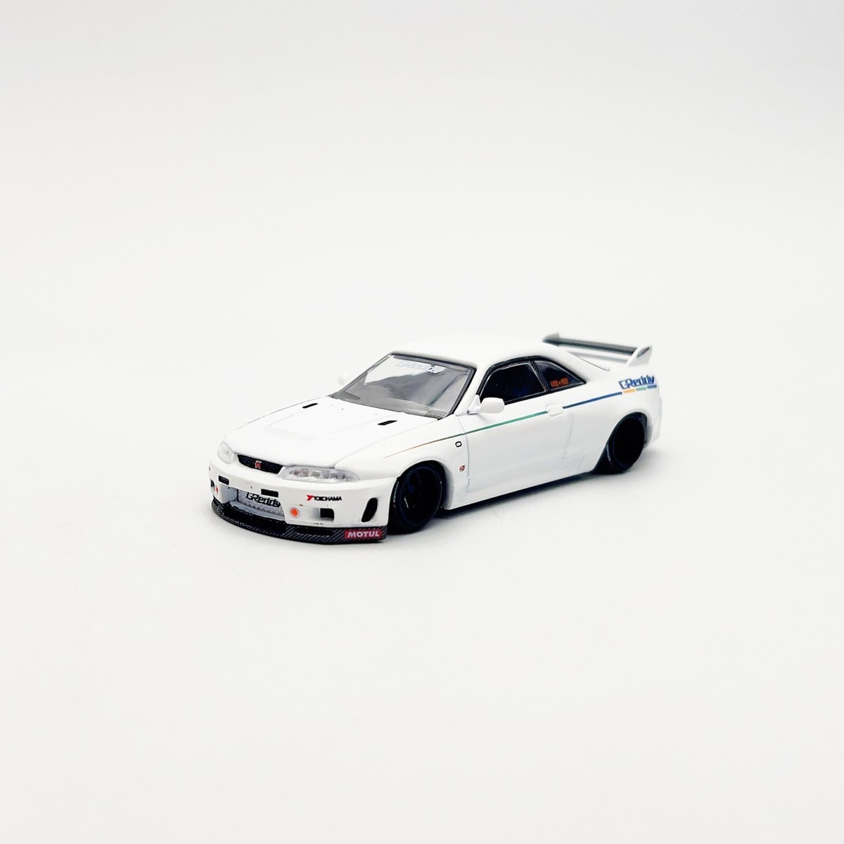 Mini GT x Kaido House 1:64 Nissan GT-R (R33) Greddy GR33 V1