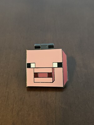 Minecraft Pixel Pig 2D Flip Up Drop Enamels Pin Authentic Think Geek Pinback