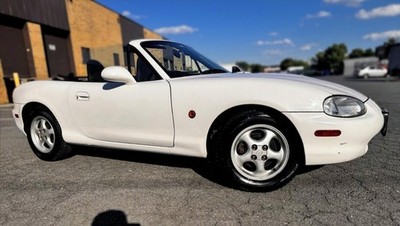 1999 Mazda MX-5 Miata 