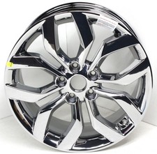 2V040-ADU01 OEM Hyundai Veloster ReFlex 18x7.5" Chrome Wheel