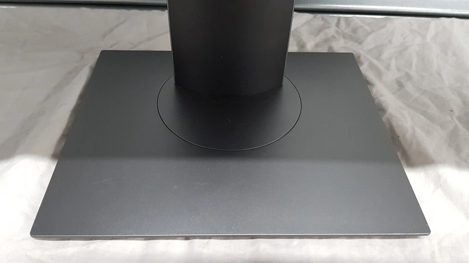 READ! Dell u2415b 24" Widescreen IPS LCD Monitor - Image 4 of 4