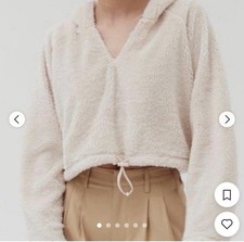 Urban Outfitters Women's Cropped Cream Sherpa Hoodie Size Medium