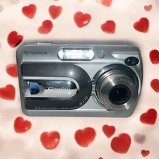 FUJIFILM Finepix A330 FUJI Digital Camera SILVER NO SD CARD - TESTED Retro