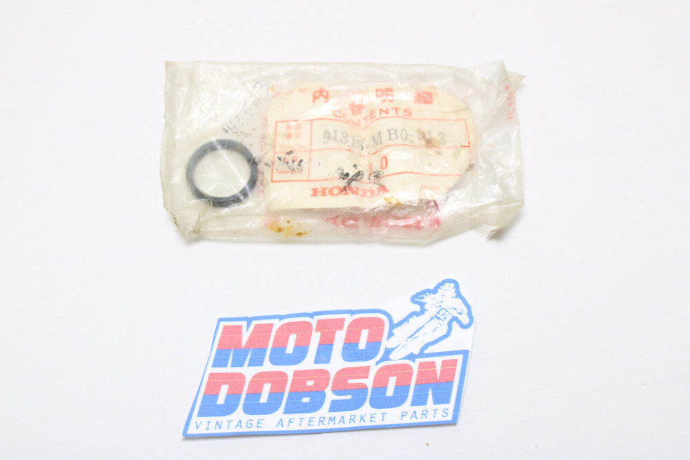 Honda VF700 VF750 VF1100 VTX 1800 91315-MB0-013 Water Pipe Seal (3
