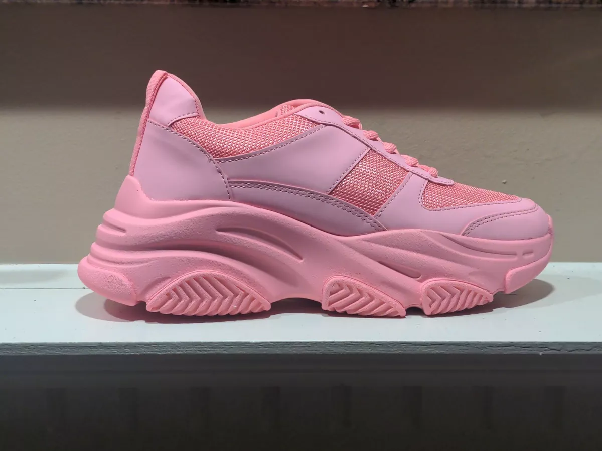 Steve madden hotsell sports shoes