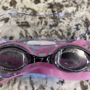 Bonito swim googles. Pink & Black, Anti Fog, Hypoallergenic Silicone