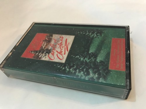 HALLMARK PRESENTS CAROLS OF CHRISTMAS CASSETTE TAPE CHRISTMAS MUSIC - Picture 1 of 3