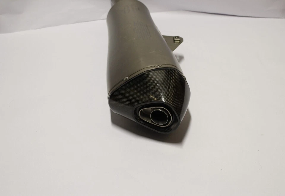 Silenciador deportivo / escape BMW AKRAPOVIC HP K52 77118392780 R1200RT-LG como nuevo Foto 2 de 4