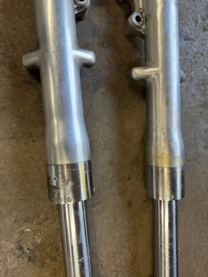 Juego de suspensión de horquilla delantera Kawasaki Vulcan 1500 1998-2004 patas tubos rectos Foto 4 de 4