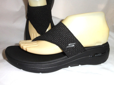 Skechers Women's GO WALK Arch Fit Weekender Wedge Sandal-Size 7US/37EU