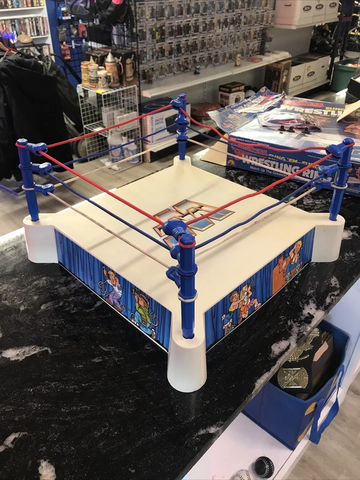 Anillo y caja de lucha libre vintage 1985 WWF LJN superestrellas Sling Em-Fling Em Foto 3 de 4