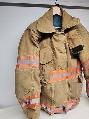 Firefighter Jacket Coat Fire Fighter 42R 29R Janesville Lion