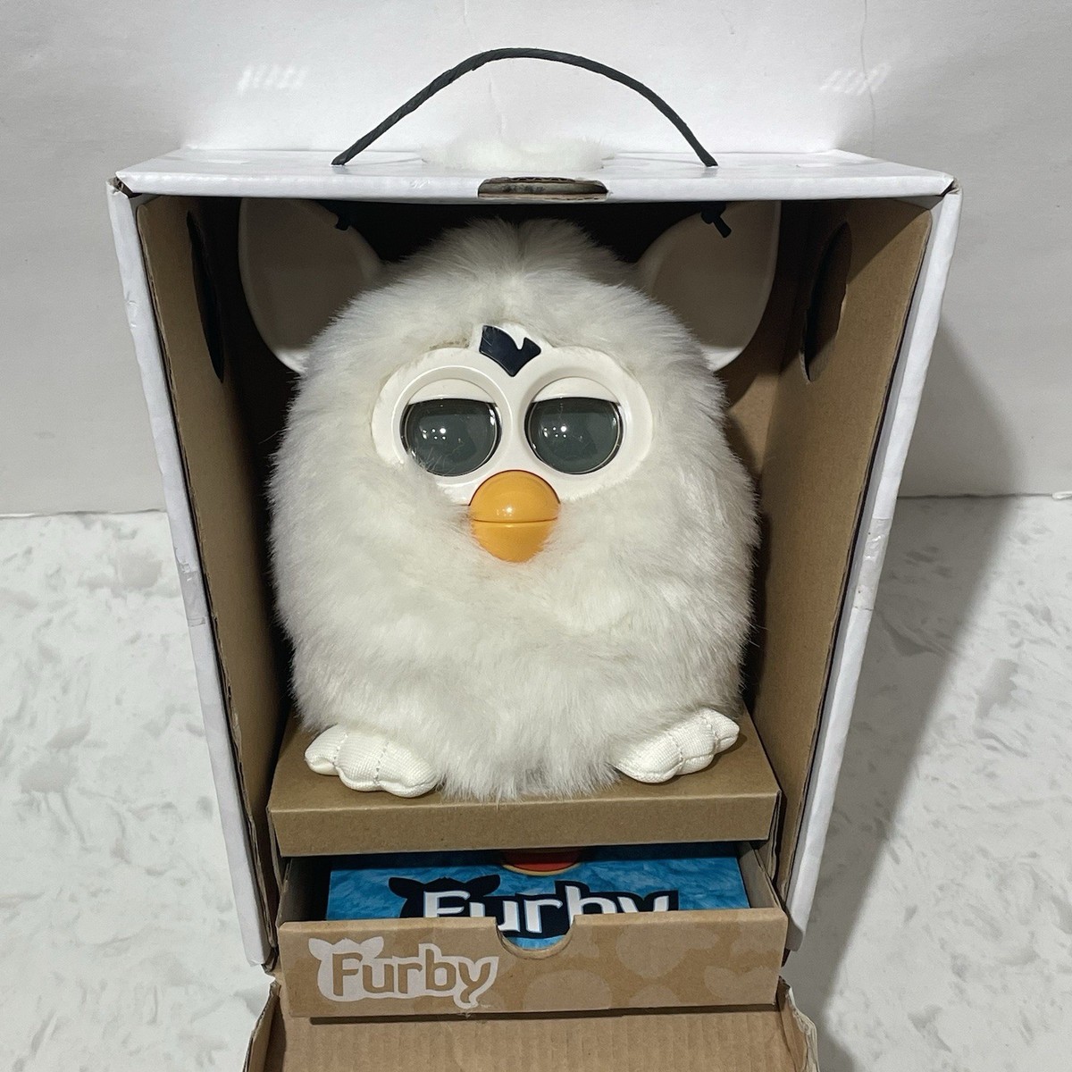 White Hasbro Furby Yeti 2012 Interactive Toy With LED Eyes