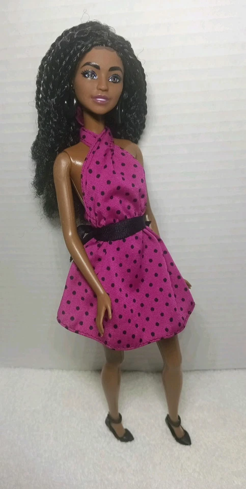 Custom Barbie Fashionista AA #198 OOAK rebodied Custom Fashion Restyle - Image 4 of 4