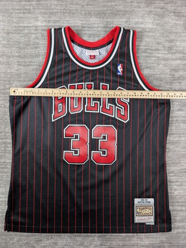 Camiseta deportiva Mitchell & Ness Swingman Chicago Bulls Scottie Pippen talla grande - Imagen 10 de 10