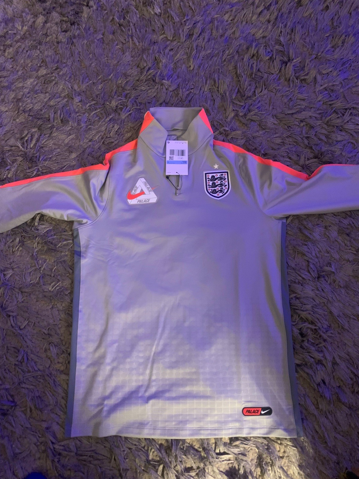 Palace Nike England Dri-Fit Strike Drill Training Top Men's medium in hand