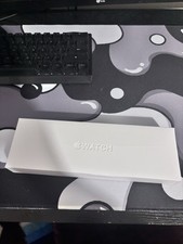 Apple Storage Box White Cardboard Modern Holds 1-3 Watches 2010-Now Organizer