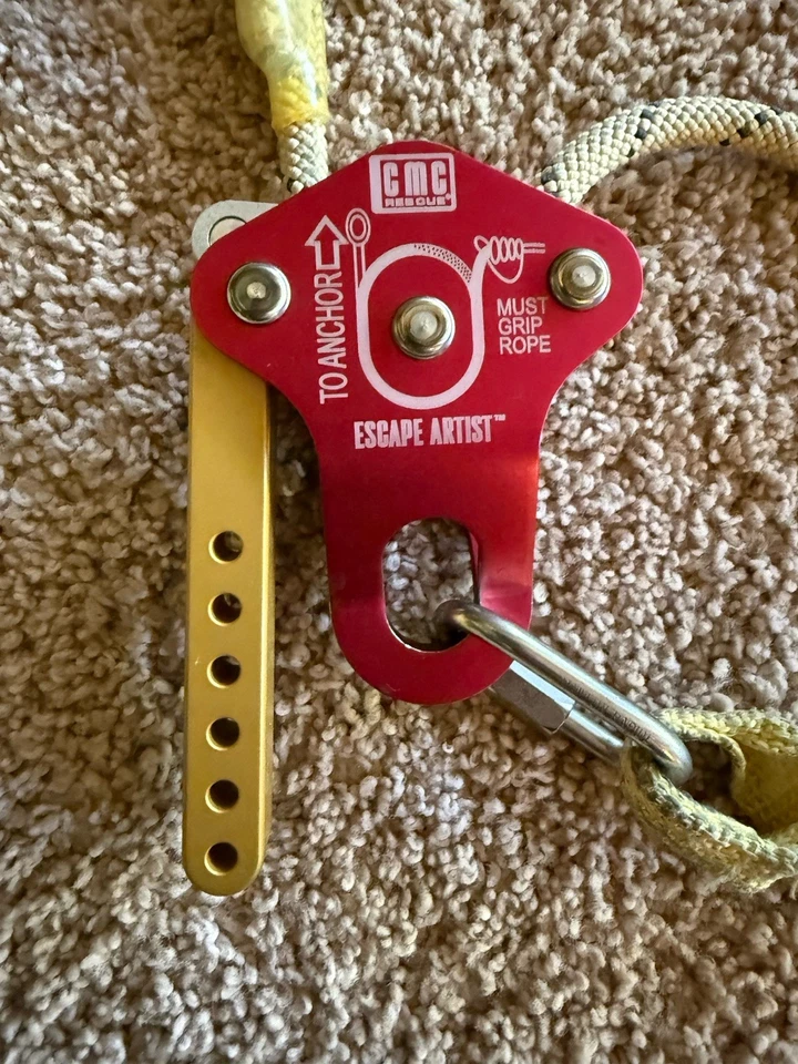 CMC RESCATE ESCAPE BOMBEROS ARTISTA SISTEMA GANCHO DESCENSOR MOSQUETÓN CUERDA ARNÉS Foto 3 de 4