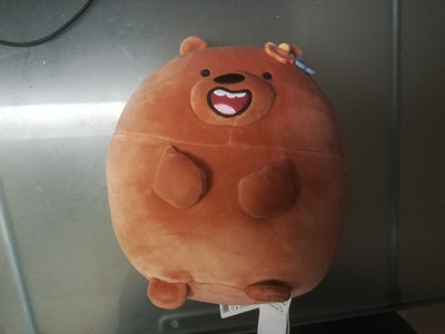 Miniso We Bare Bears rundes Plüschtier (Grizz) Stofftier 20 cm
