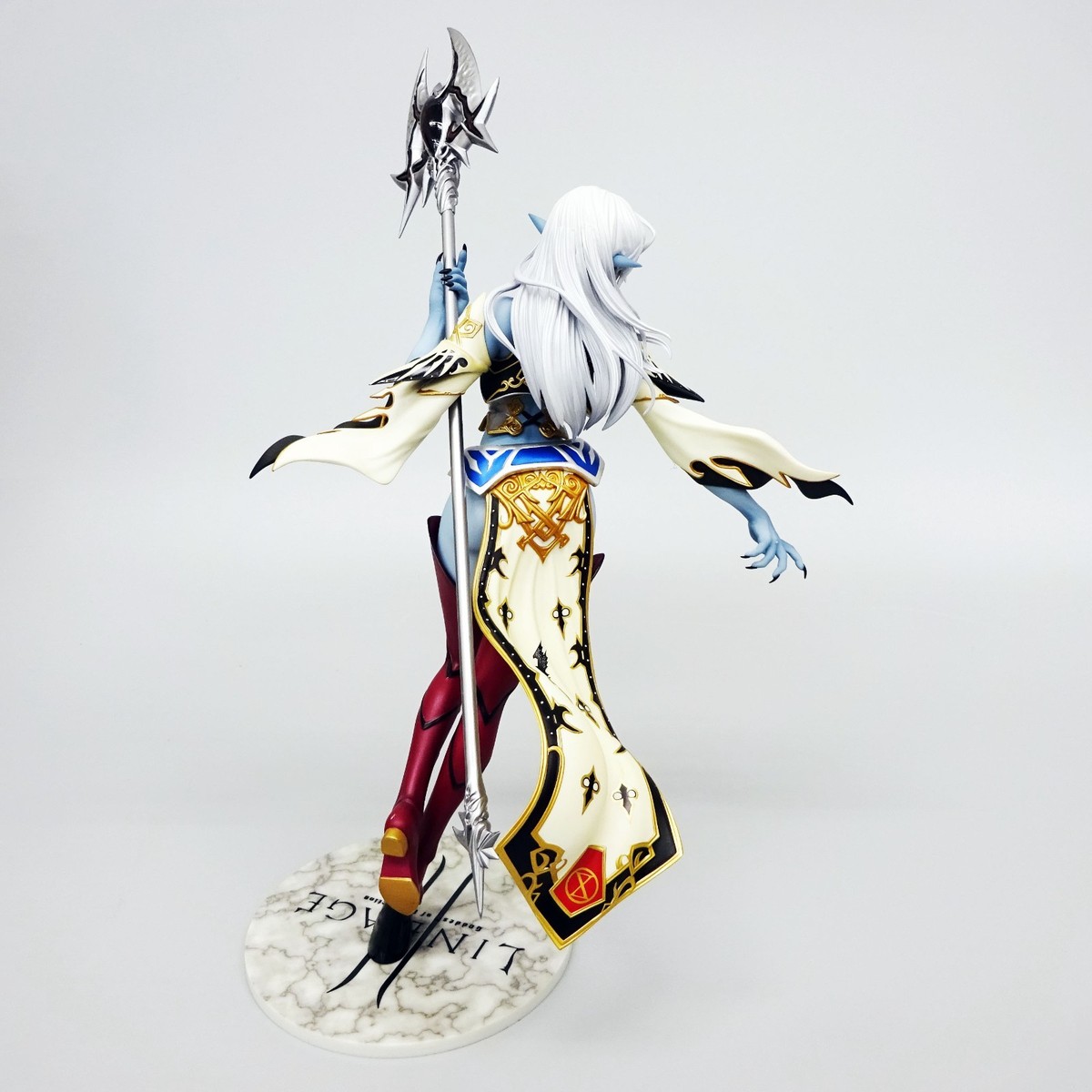 Max Factory Lineage 2 Dark Elf 1/7 Scale PVC Painted Complete