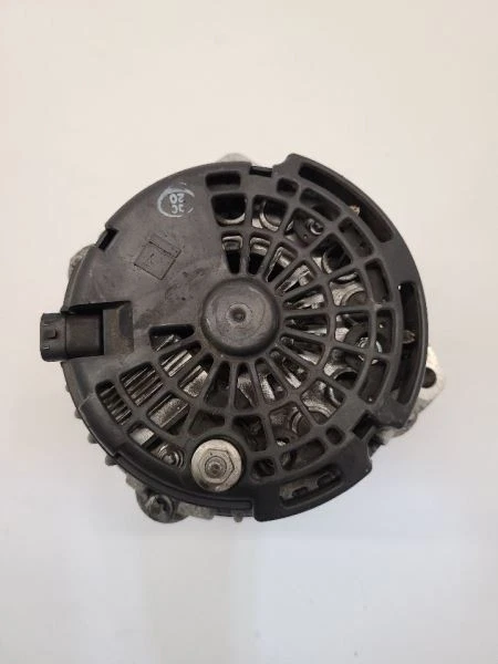 Alternador Cadillac Escalade 2007-14 145 amperios Opt KG3 Foto 2 de 4