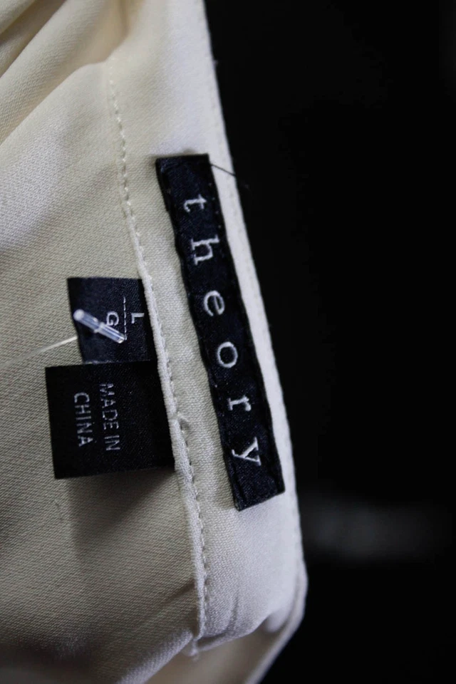 Blusa para mujer Theory de seda con botones marfil talla L Foto 4 de 4