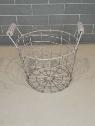 Modern Farmhouse Small Round Decorative Wire Basket Grey Round 8 inch × 6 inch  - Picture 1 of 6