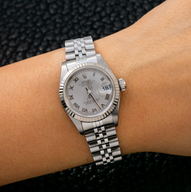 ROLEX DATEJUST 26MM 69174 SILVER DIAL WITH JUBILEE BRACELET
