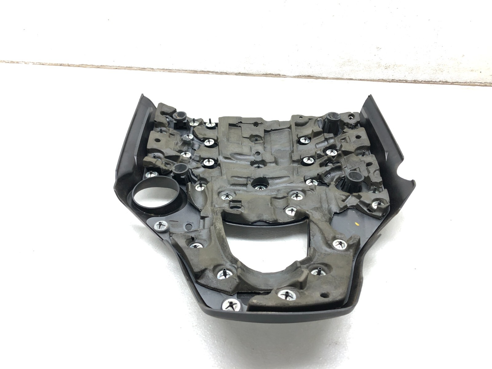 2017-2024 MASERATI LEVANTE S 3.0L V6 FRONT ENGINE APPEARANCE COVER PANEL OEM
