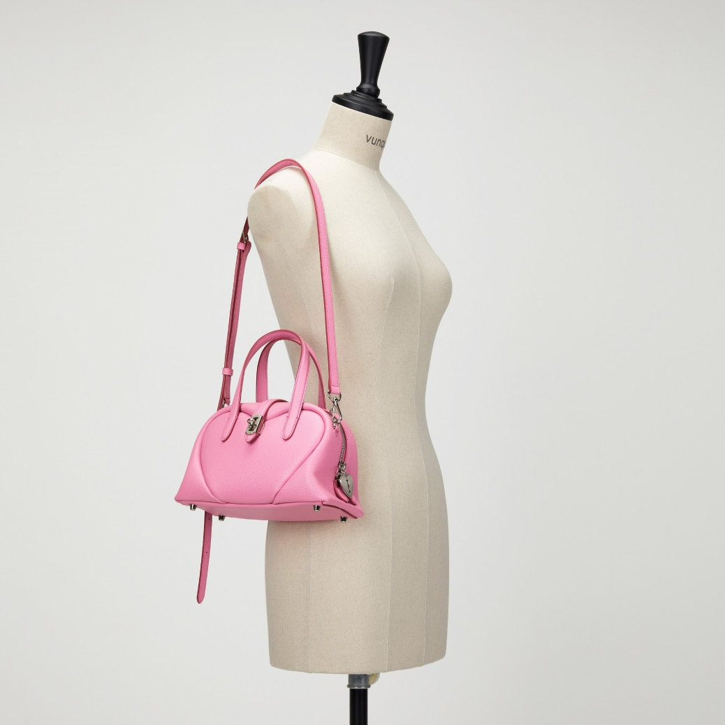 ★vunque★ Toque Love Tote S (Tok Love Tote Small)_2colors VUNQUE Toque Love Tote S Milky LOVE PINK | eBay