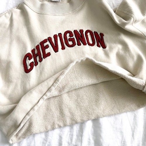 Chevignon Damen kurz geschnittener Pullover Sweatshirt Elfenbein mittlere Uni-Buchstaben - Bild 8 von 14
