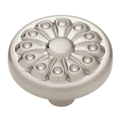 Brainerd P40007V-BSN-C Fan Design 1-1/4'' Satin Nickel Cabinet Knob
