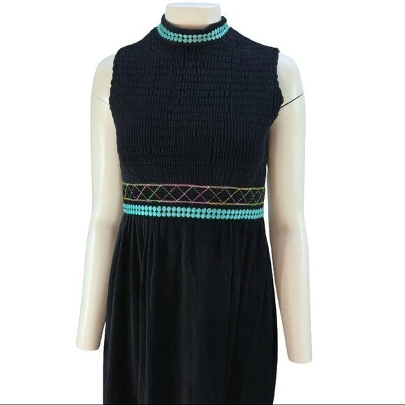 Maxi Sin Mangas Negro Sandine Originales Nueva York Cuello Simulado Superior Terciopelo Foto 2 de 4