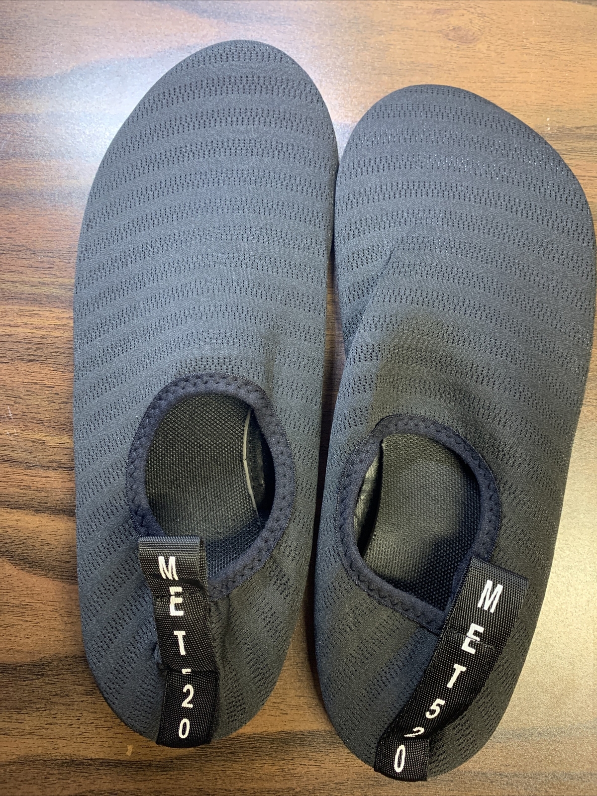 MET520 Unisex Water Shoes Black US 11.512.5 NEW Water Sports