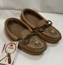 Bastien Industries Hiawatha Moccasins Style B 4890 Women's Size 4