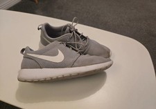 Nike Roshe Run Rosherun Grey White Trainers Size UK 7 Mens cool summer shoe