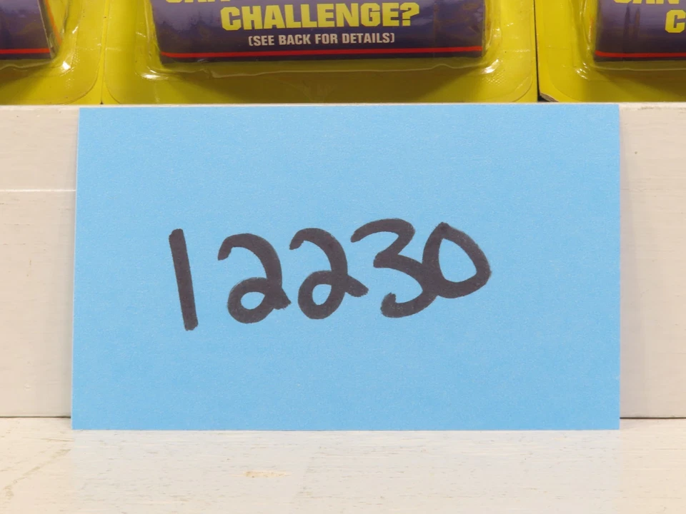 Matchbox 1997 - 75 Gold Challenge Lot of 18 Sealed Cars 12230 - Image 4 of 4