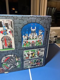 10176 LEGO Knights' Kingdom  "Royal Castle&rdquo; RARE