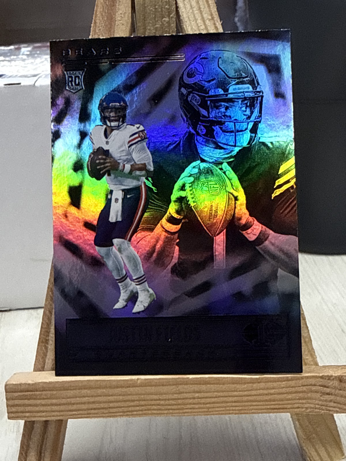 2021 Panini Illusions #62 Justin Fields