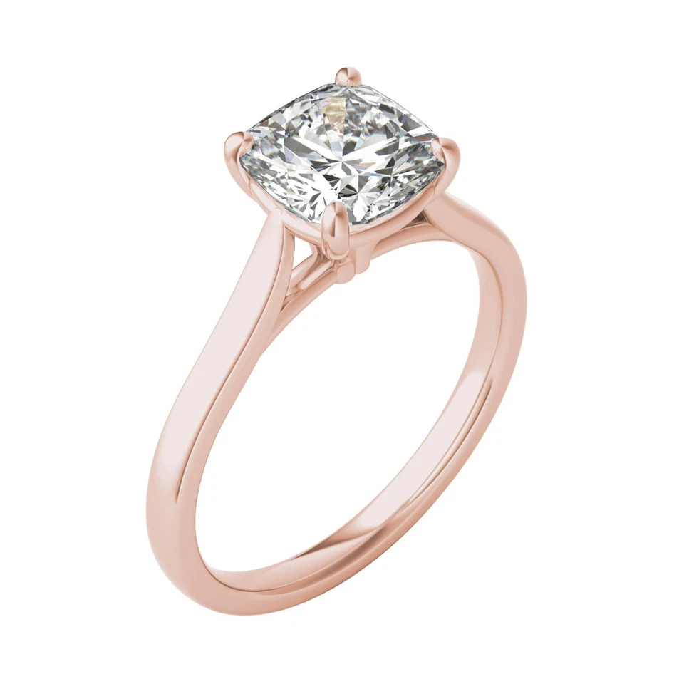 Anillo de compromiso solitario de moissanita creado en laboratorio corte cojín 2 quilates DEW Foto 2 de 4