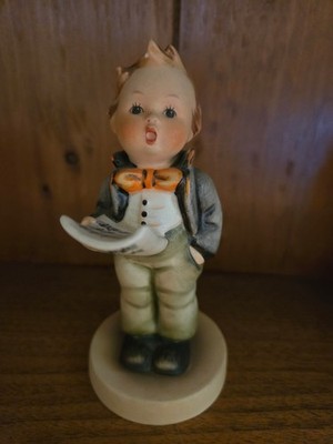 Goebel Hummel Figurine ''Soloist'' #135