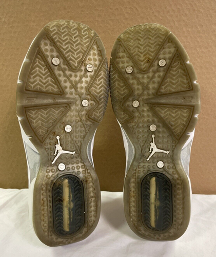 Jeter Jumpman Clutch Low Top Sneakers in White Cream Silver Men's Size 10 VGC - Picture 18 of 22