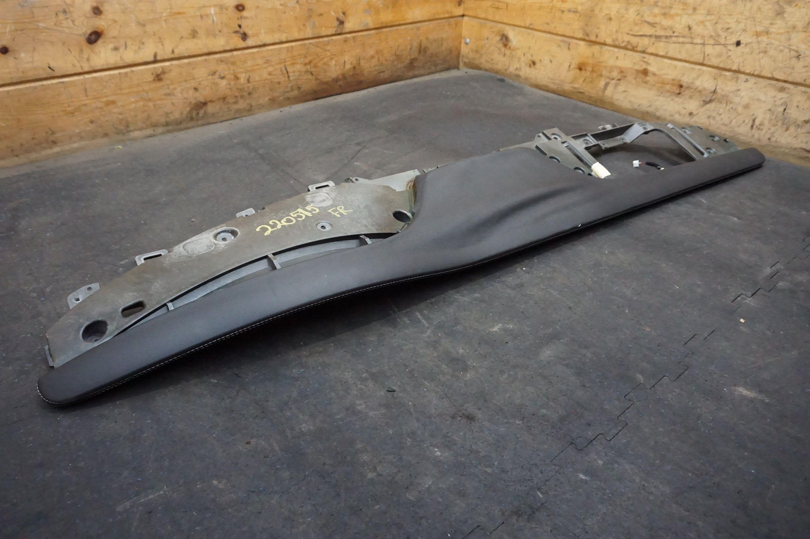 Top Upper Dashboard Dash Panel Black Leather 3Y1858296 Bentley Mulsanne *Note
