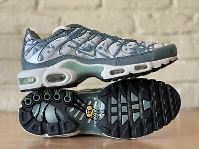 Nike Air Max Plus Waterway White Fiberglass Running Shoes Nike Air Max Plus Waterway White Fiberglass Running Shoes