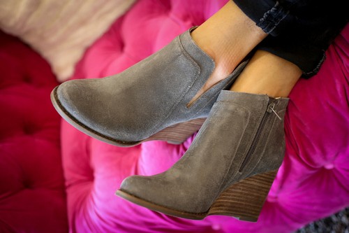 lucky yabba wedge bootie black