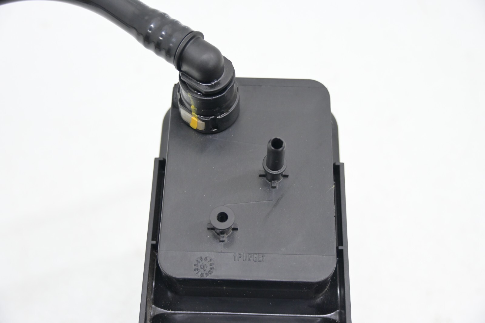 ⭐ 08-19 Maserati Granturismo Fuel Vapor Charcoal Canister Evaporator Oem