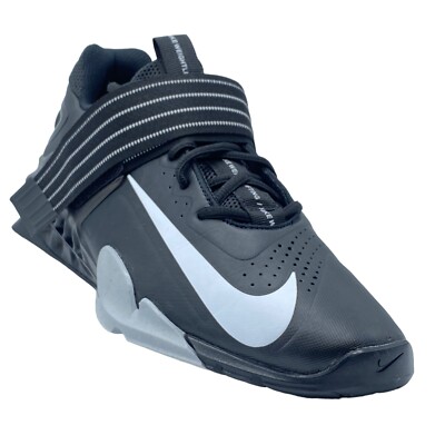 nike savaleos size 11