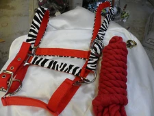 NEW Showman Adjustable Nylon Zebra Horse Halter & Matching Lead RED FREE SHIP!