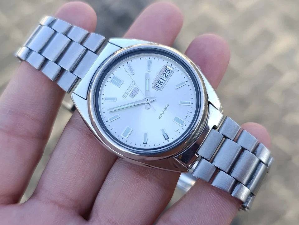 Lot of 4 Vintage Seiko 5 Automatic Day-Date SS Men's Japanese Wristwatches - Image 4 of 4